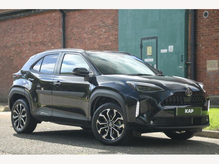 Toyota Yaris Cross 1.5 VVT-h Design E-CVT Euro 6 (s/s) 5dr Toyota Yaris Cross 1.5 VVT-h Design E-CVT Euro 6 (s/s) 5dr