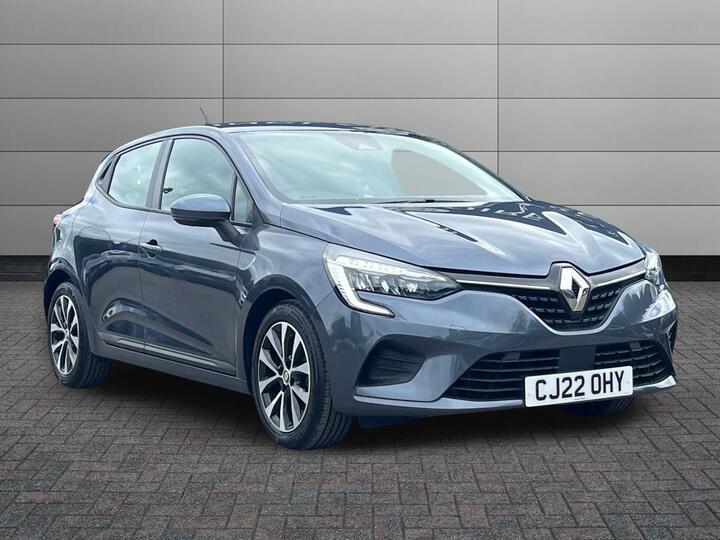 Renault Clio 1.6 E-TECH Iconic Auto Euro 6 (s/s) 5dr
