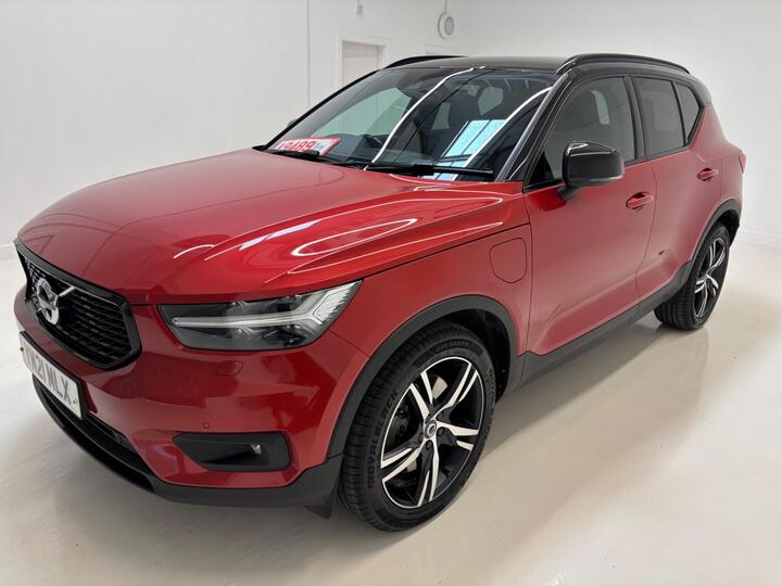 Volvo XC40 1.5h T4 Recharge 10.7kWh R-Design Auto Euro 6 (s/s) 5dr
