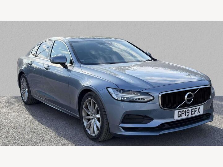 Volvo S90 SALOON 2.0 T4 Momentum Plus Auto Euro 6 (s/s) 4dr