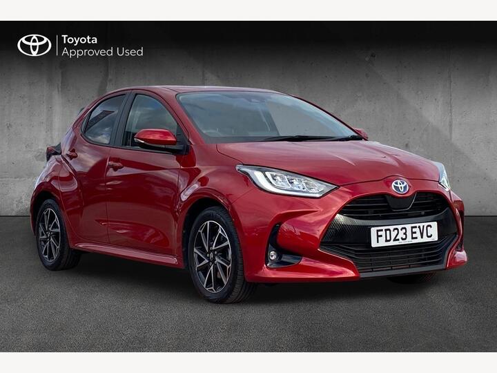 Toyota Yaris 1.5 VVT-h Design E-CVT Euro 6 (s/s) 5dr