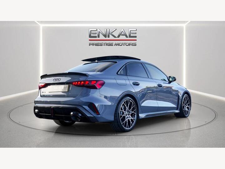 Audi RS3 2.5 TFSI Carbon Vorsprung S Tronic Quattro Euro 6 (s/s) 4dr