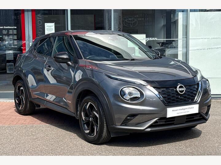 Nissan Juke 1.6 N-Connecta Auto Euro 6 5dr