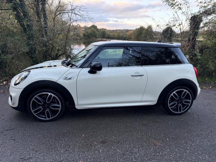 MINI Hatch 2.0 Cooper S Sport Steptronic Euro 6 (s/s) 3dr