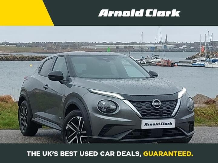 Nissan Juke 1.6 N-Connecta Auto Euro 6 5dr Nissan Juke 1.6 N-Connecta Auto Euro 6 5dr