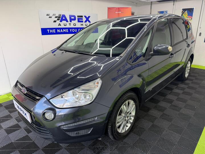 Ford S-Max 2.0 TDCi Zetec Euro 4 5dr