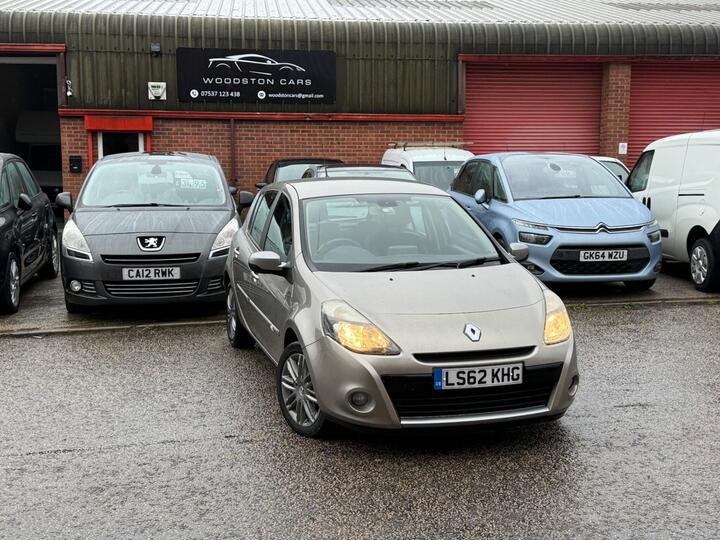 Renault Clio 1.5 DCi Dynamique TomTom Euro 5 5dr