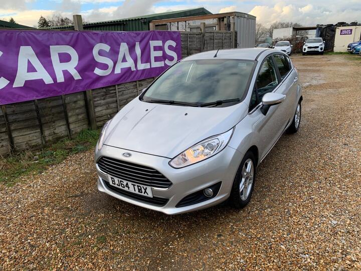 Ford Fiesta 1.0T EcoBoost Zetec Euro 5 (s/s) 5dr