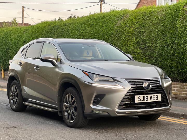 Lexus NX 2.5 300h Luxury E-CVT 4WD Euro 6 (s/s) 5dr