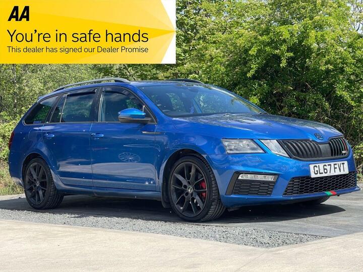 Skoda OCTAVIA 2.0 TDI VRS DSG Euro 6 (s/s) 5dr Skoda OCTAVIA 2.0 TDI VRS DSG Euro 6 (s/s) 5dr