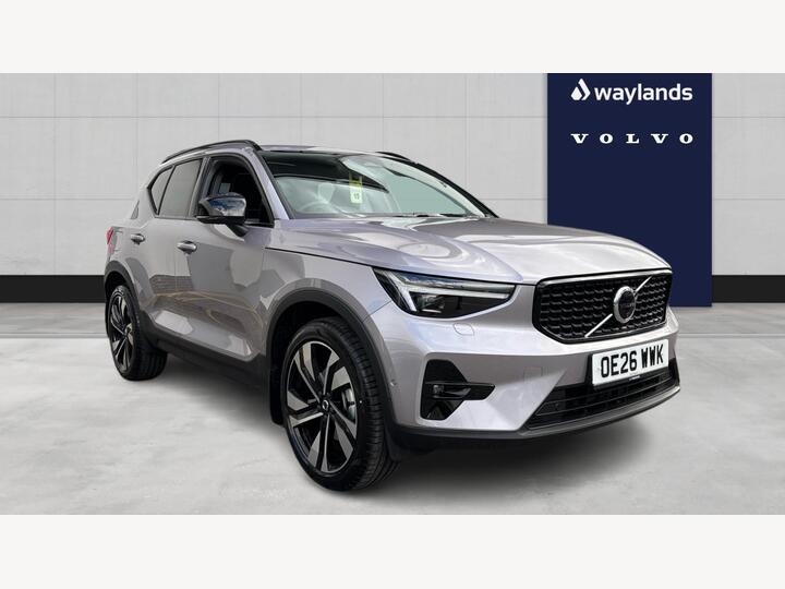 Volvo XC40 2.0 B3 MHEV Ultra Dark DCT Auto Euro 6 (s/s) 5dr