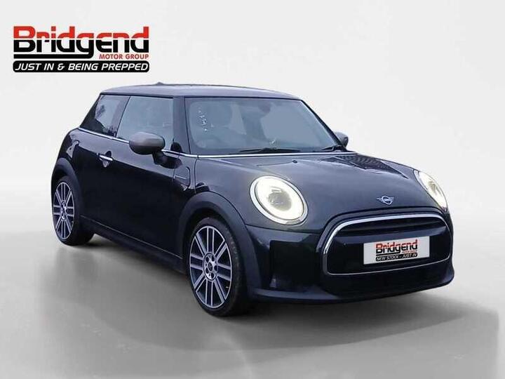 MINI Hatch 1.5 Cooper Exclusive Euro 6 (s/s) 3dr