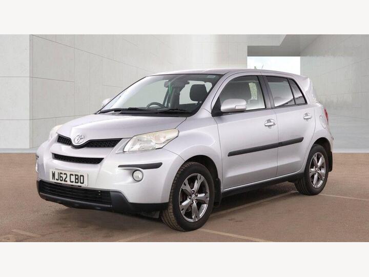 Toyota Urban Cruiser 1.4 D-4D 4WD Euro 5 5dr