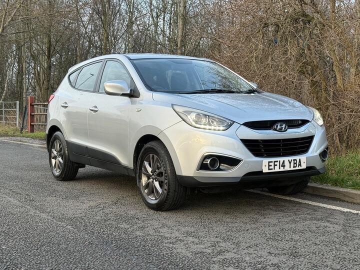 Hyundai Ix35 1.7 CRDi S Euro 5 (s/s) 5dr Hyundai Ix35 1.7 CRDi S Euro 5 (s/s) 5dr