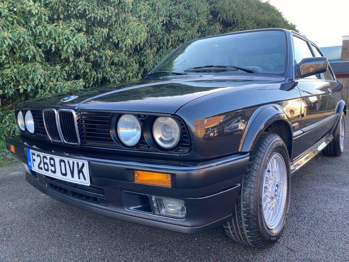 BMW 3 Series 325 I X AUTOMATIC 4X4 LHD BMW 3 Series 325 I X AUTOMATIC 4X4 LHD