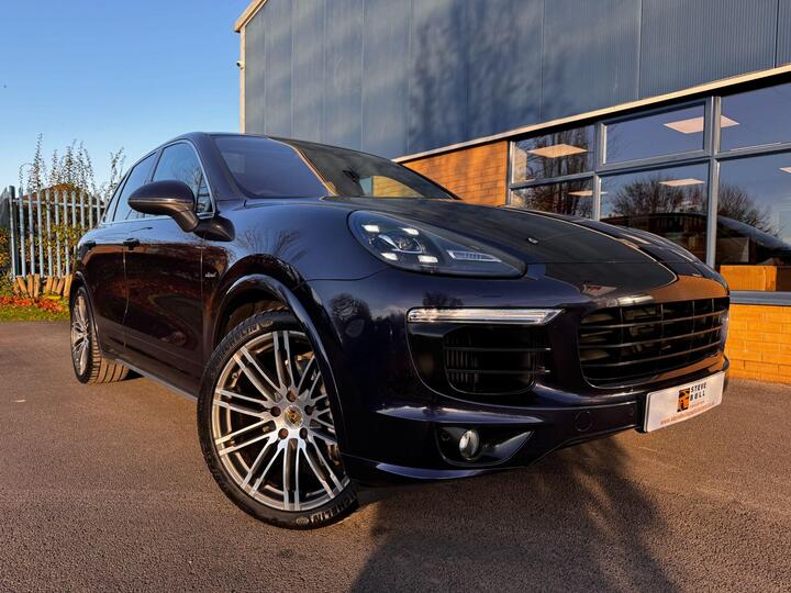 Porsche Cayenne 4.2 TD V8 S TiptronicS 4WD Euro 6 (s/s) 5dr Porsche Cayenne 4.2 TD V8 S TiptronicS 4WD Euro 6 (s/s) 5dr