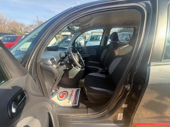 Citroen C3 Picasso 1.6 HDi Code Euro 5 5dr Citroen C3 Picasso 1.6 HDi Code Euro 5 5dr
