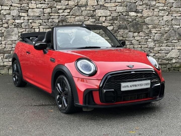 MINI Convertible 1.5 Cooper Sport Steptronic Euro 6 (s/s) 2dr MINI Convertible 1.5 Cooper Sport Steptronic Euro 6 (s/s) 2dr