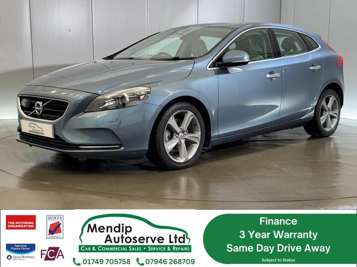Volvo V40 1.6 T4 SE Lux Hatchback 5dr Petrol Auto Euro 5 (s/s) (180 Ps)