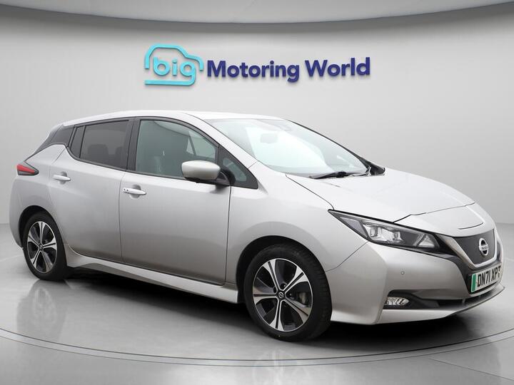 Nissan Leaf 40kWh Tekna Auto 5dr