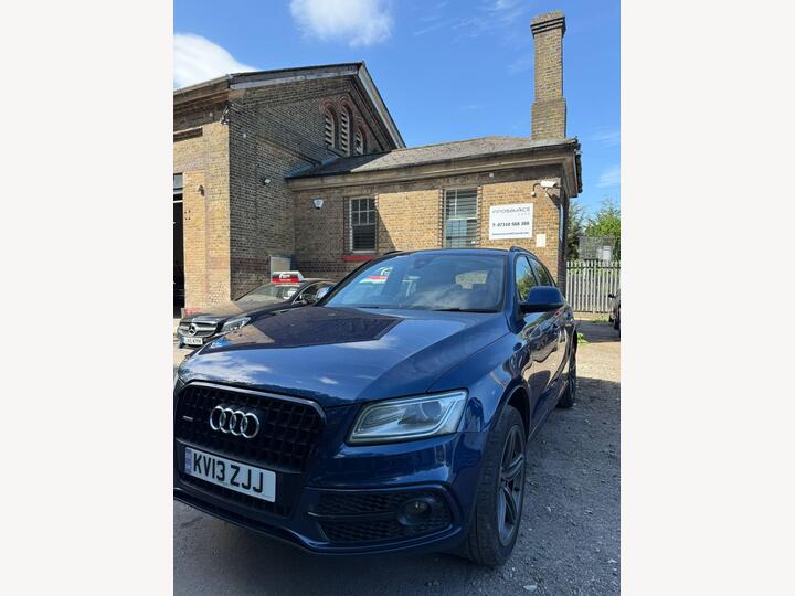 Audi Q5 2.0 TDI S Line Plus S Tronic Quattro Euro 5 (s/s) 5dr