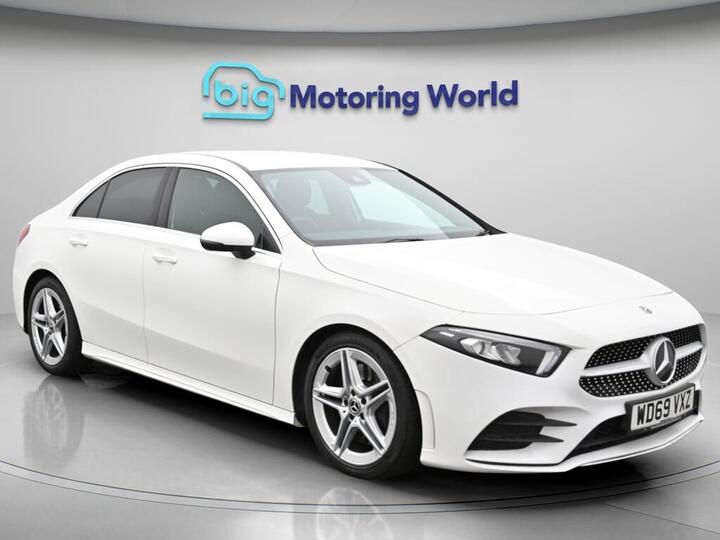 Mercedes-Benz A Class 2.0 A250 AMG Line 7G-DCT Euro 6 (s/s) 4dr