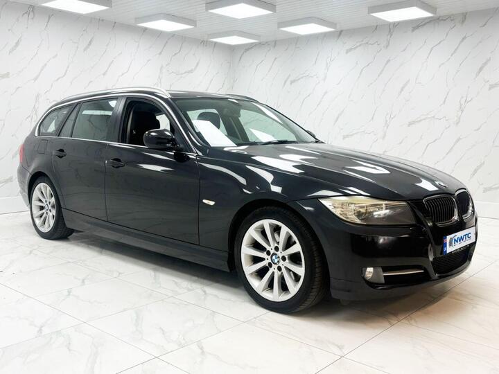 BMW 3 SERIES 2.0 320d Exclusive Edition Touring Euro 5 5dr