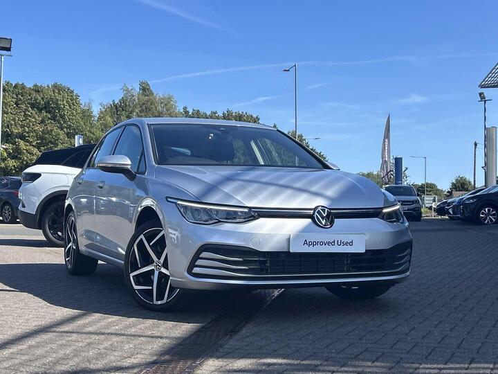 Volkswagen Golf 1.5 ETSI MHEV Life DSG Euro 6 (s/s) 5dr