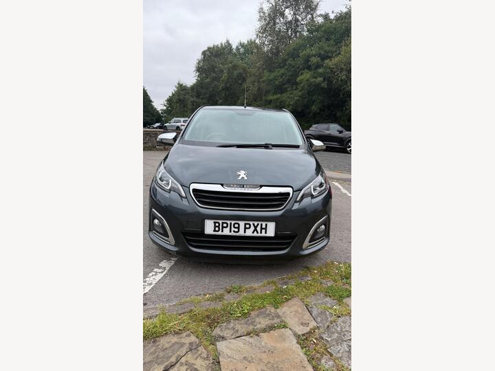 Peugeot 108 1.0 Collection 2 Tronic Euro 6 5dr Peugeot 108 1.0 Collection 2 Tronic Euro 6 5dr