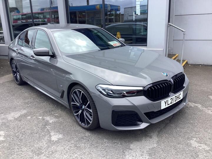 BMW 5 SERIES 2.0 520d MHT M Sport Steptronic XDrive Euro 6 (s/s) 4dr