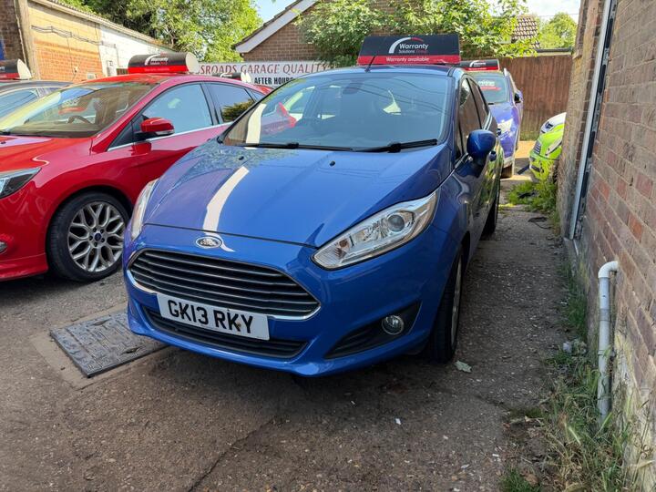Ford Fiesta 1.0T EcoBoost Titanium Euro 5 (s/s) 5dr