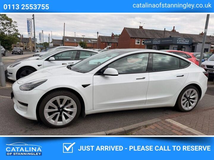 Tesla Model 3 Standard Range Plus Auto RWD 4dr