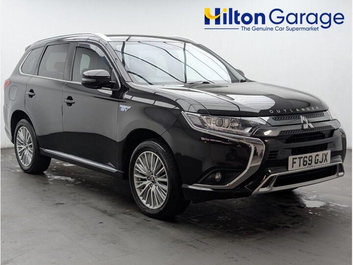 Mitsubishi OUTLANDER 2.4h TwinMotor 13.8kWh Dynamic CVT 4WD Euro 6 (s/s) 5dr