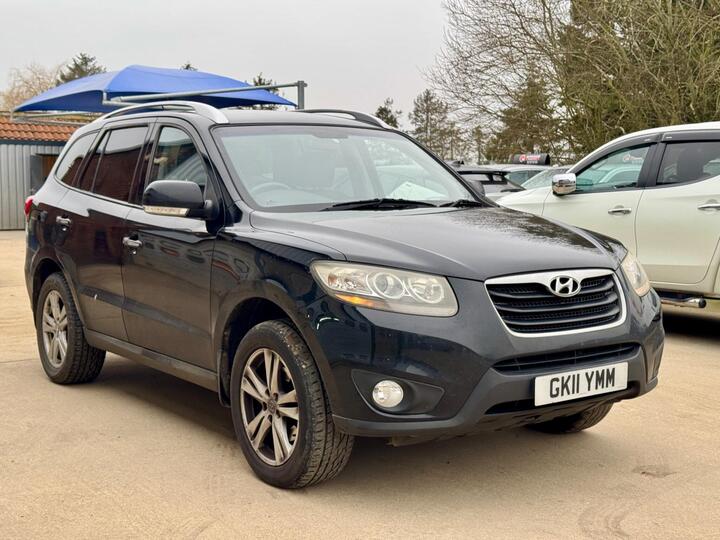 Hyundai Santa Fe 2.2 CRDi Premium Auto 4WD Euro 5 5dr (5 Seat) Hyundai Santa Fe 2.2 CRDi Premium Auto 4WD Euro 5 5dr (5 Seat)