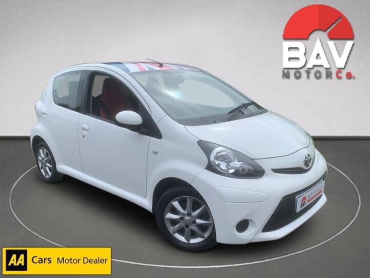 Toyota AYGO 1.0 VVT-i Move Euro 5 5dr