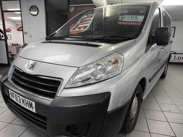 Peugeot Expert Tepee 2.0 HDi Comfort L1 5dr (5/6 Seats)