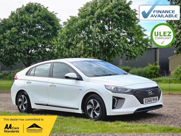 Hyundai IONIQ 1.6 H-GDi SE DCT Euro 6 (s/s) 5dr Hyundai IONIQ 1.6 H-GDi SE DCT Euro 6 (s/s) 5dr