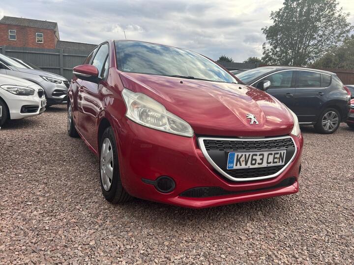 Peugeot 208 1.0 VTi Access+ Euro 5 5dr