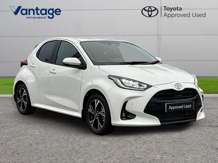 Toyota Yaris 1.5 VVT-h Design E-CVT Euro 6 (s/s) 5dr