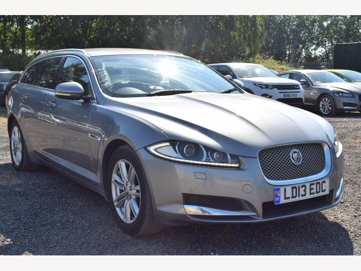 Jaguar XF 2.2d Luxury Sportbrake Auto Euro 5 (s/s) 5dr