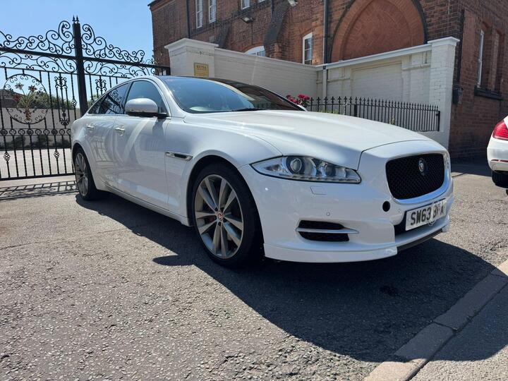 Jaguar XJ 3.0d V6 Portfolio Auto Euro 5 (s/s) 4dr
