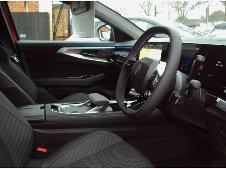 Renault AUSTRAL 1.2 E-TECH Iconic Esprit Alpine Auto Euro 6 (s/s) 5dr