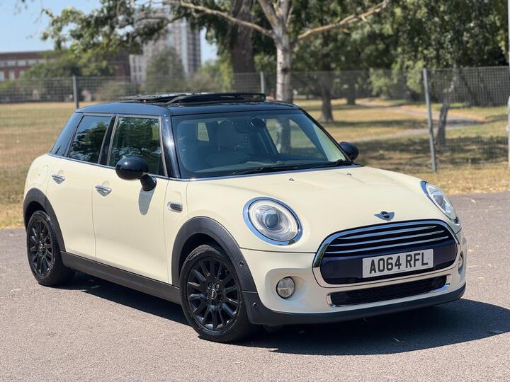 MINI Hatch 1.5 Cooper Auto Euro 6 (s/s) 5dr