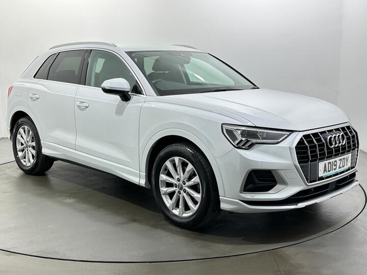 Audi Q3 1.5 TFSI CoD 35 Sport Euro 6 (s/s) 5dr