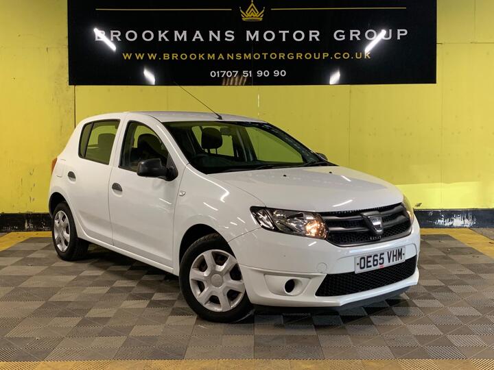 Dacia Sandero 1.2 Ambiance Euro 6 5dr Dacia Sandero 1.2 Ambiance Euro 6 5dr