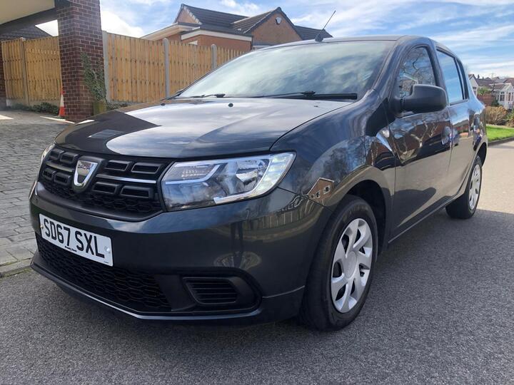 Dacia Sandero 1.0 SCe Ambiance Euro 6 5dr Dacia Sandero 1.0 SCe Ambiance Euro 6 5dr