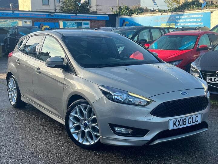 Ford Focus 1.0T EcoBoost ST-Line Euro 6 (s/s) 5dr