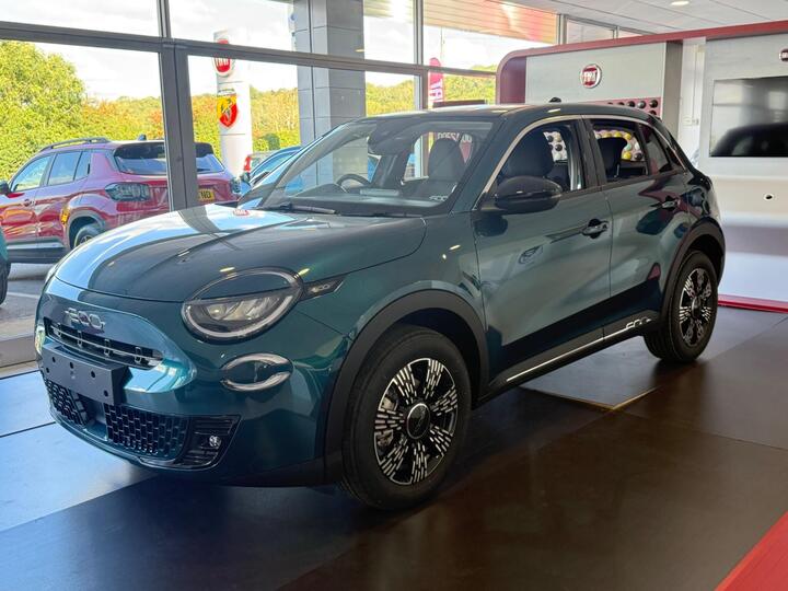 Fiat 600 1.2 MHEV E-DCT Euro 6 (s/s) 5dr