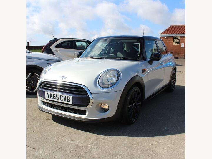 MINI HATCH 1.5 Cooper D Auto Euro 6 (s/s) 5dr