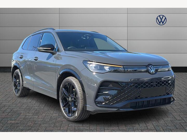 Volkswagen Tiguan 1.5 ETSI MHEV Black Edition DSG Euro 6 (s/s) 5dr